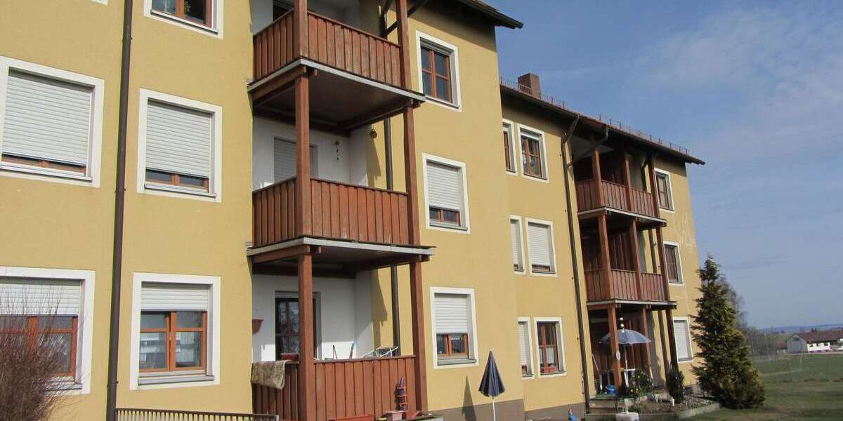 Etagenwohnung Mitterteich - 2 Zimmer, 47 m&sup2;, 255&euro; | Angebot:24976153