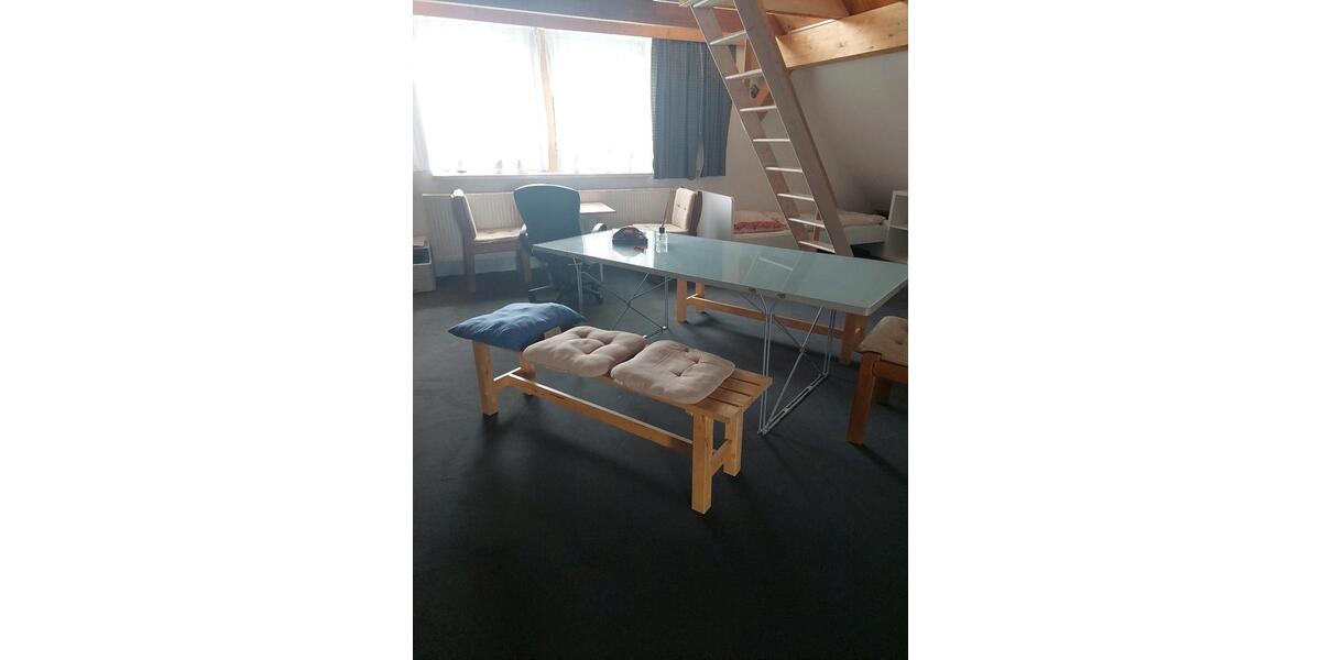 Dachgeschosswohnung 2 zimmer