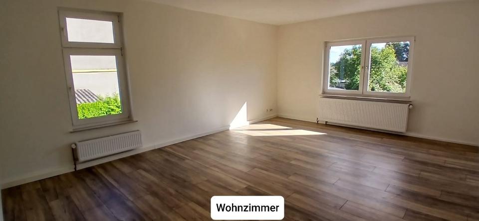 helle 2-Zi. Whg, saniert, mit Garten u. Stellplatz zu vermieten