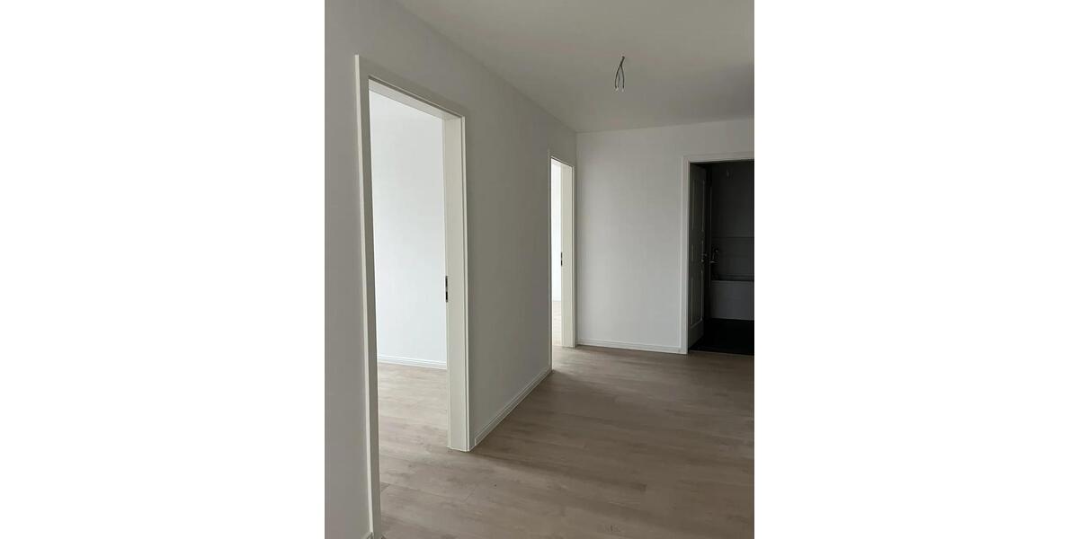 Etagenwohnung Potsdam Drewitz - 3 Zimmer, 98 m&sup2;, 1.512&euro; | Angebot:23602746