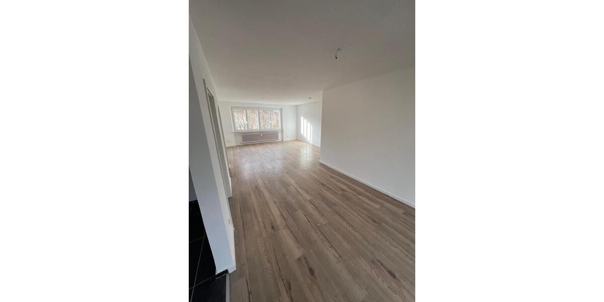 Etagenwohnung Feldkirchen - 5 Zimmer, 113 m&sup2;, 885&euro; | Angebot:25053144