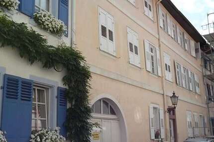 Wohnung zum Mieten in Karlsruhe 300 € 12 m²