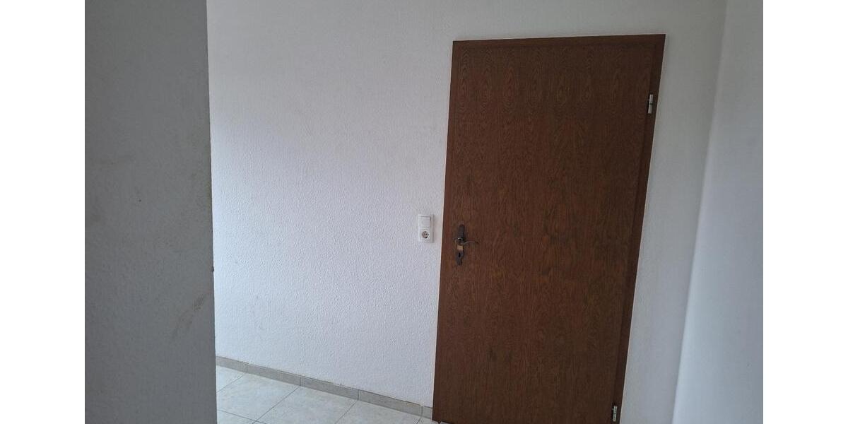 Dachgeschoßwohnung Schöllkrippen - 1 Zimmer, 9 m&sup2;, 450&euro; | Angebot:26416440