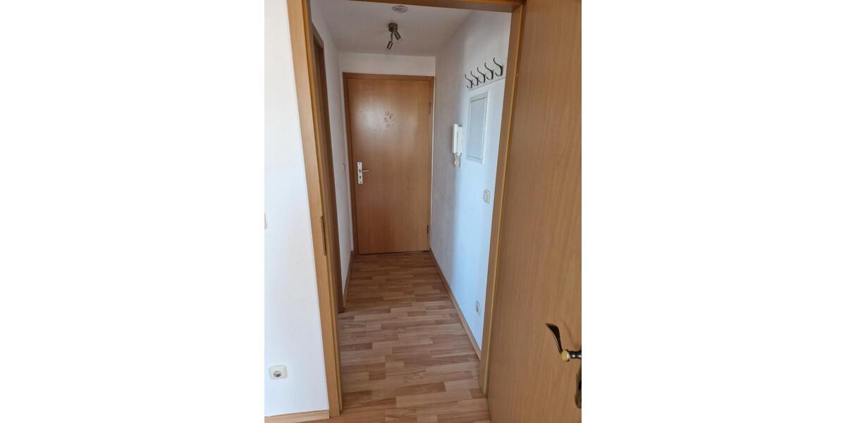 Dachgeschoßwohnung Ludwigslust - 2 Zimmer, 50 m&sup2;, 400&euro; | Angebot:26090230