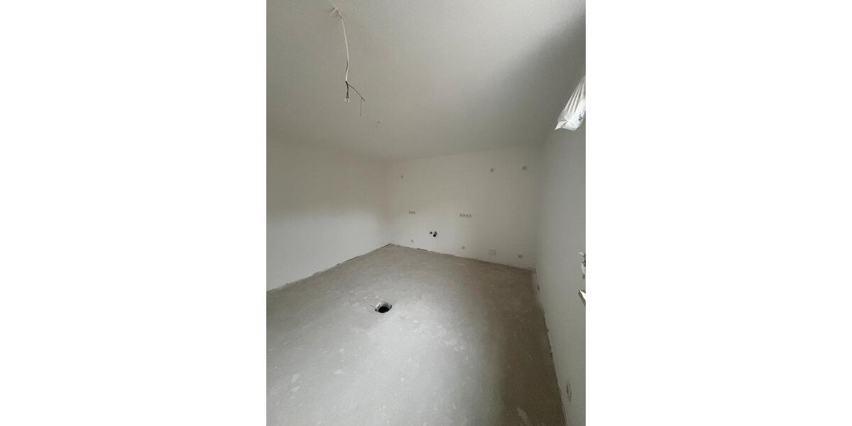 Erdgeschoßwohnung Nabburg - 3 Zimmer, 135 m&sup2;, 1.440&euro; | Angebot:25370217