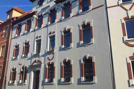Tolle 3-Raum Wohnung mit Dachterrasse in Altenburg zu vermieten!