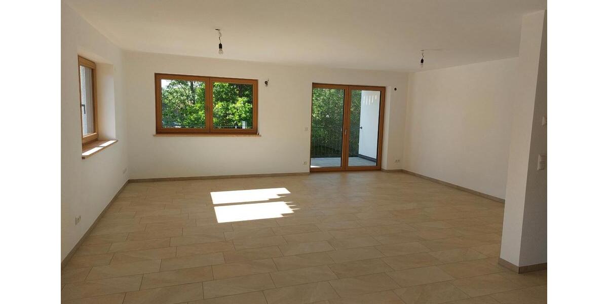 Erdgeschoßwohnung Huglfing - 6 Zimmer, 138 m&sup2;, 2.000&euro; | Angebot:26497360