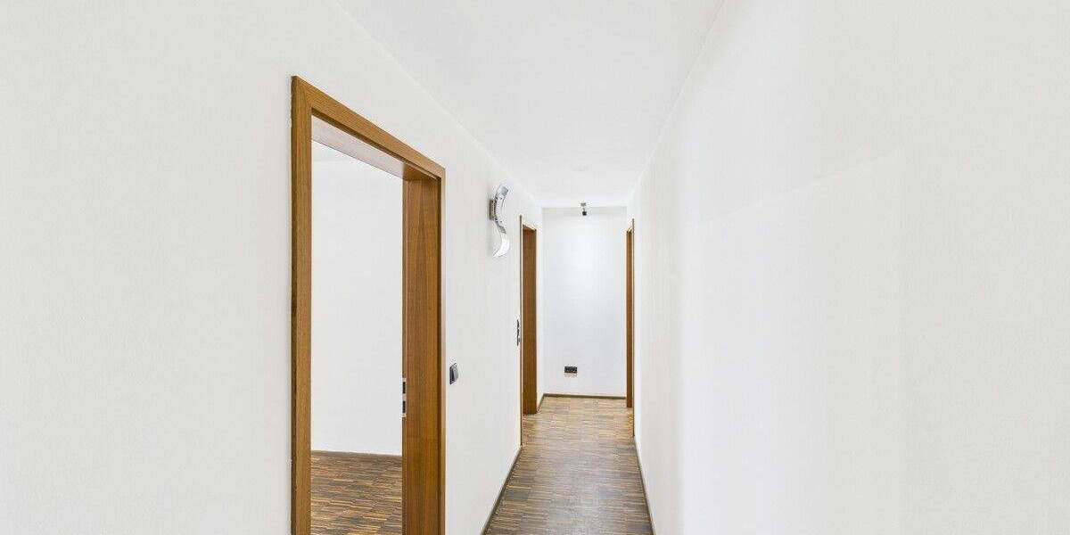 Etagenwohnung Würzburg Lengfeld - 3 Zimmer, 169 m&sup2;, 1.900&euro; | Angebot:25737341
