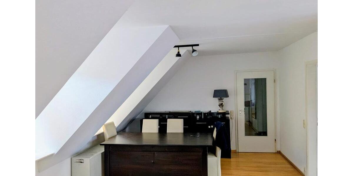 Dachgeschoßwohnung Aachen Aachen-Mitte - 3 Zimmer, 85 m&sup2;, 890&euro; | Angebot:26521900