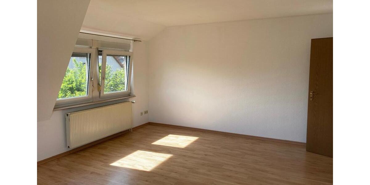 Dachgeschoßwohnung Goldenstedt - 3 Zimmer, 70 m&sup2;, 560&euro; | Angebot:25474170