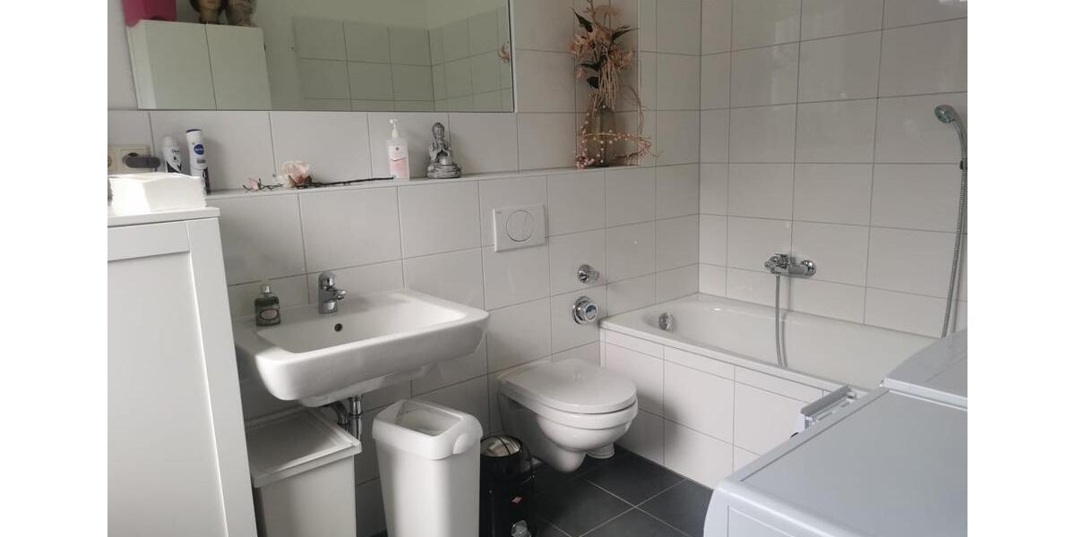 Erdgeschoßwohnung Hennef (Sieg) - 3 Zimmer, 70 m&sup2;, 860&euro; | Angebot:23830061