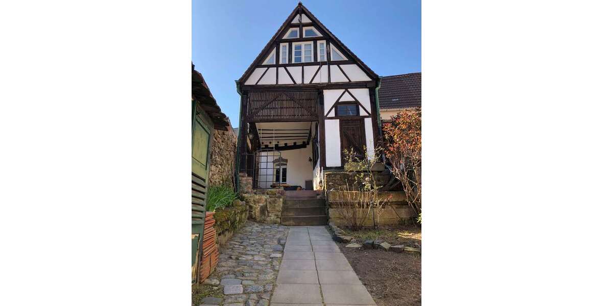 Einfamilienhaus Weinheim Innenstadt - 3 Zimmer, 100 m&sup2;, 1.250&euro; | Angebot:25677262