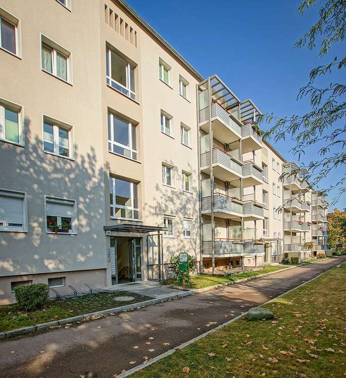 Wohnung zum Mieten in Dresden 434,39 € 49.93 m²