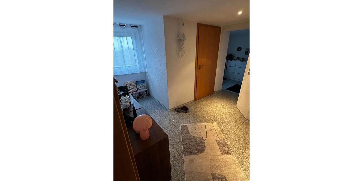 3-Zimmer-Wohnung mit Küche und Bad 3 zimmer