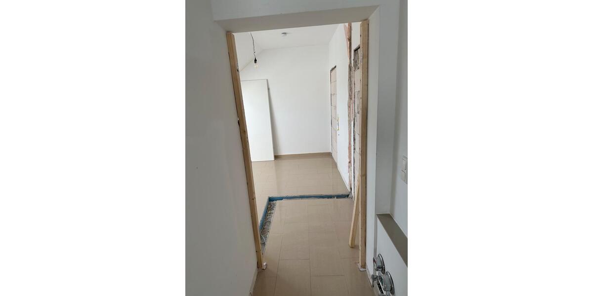 Dachgeschoßwohnung Gießen Wieseck - 1 Zimmer, 50 m&sup2;, 700&euro; | Angebot:26049615