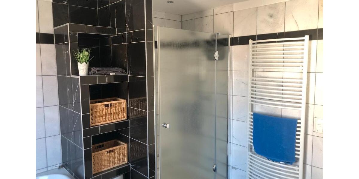 Wohnen auf Zeit Rinteln - 2 Zimmer, 80 m&sup2;, 360&euro; | Angebot:21298003