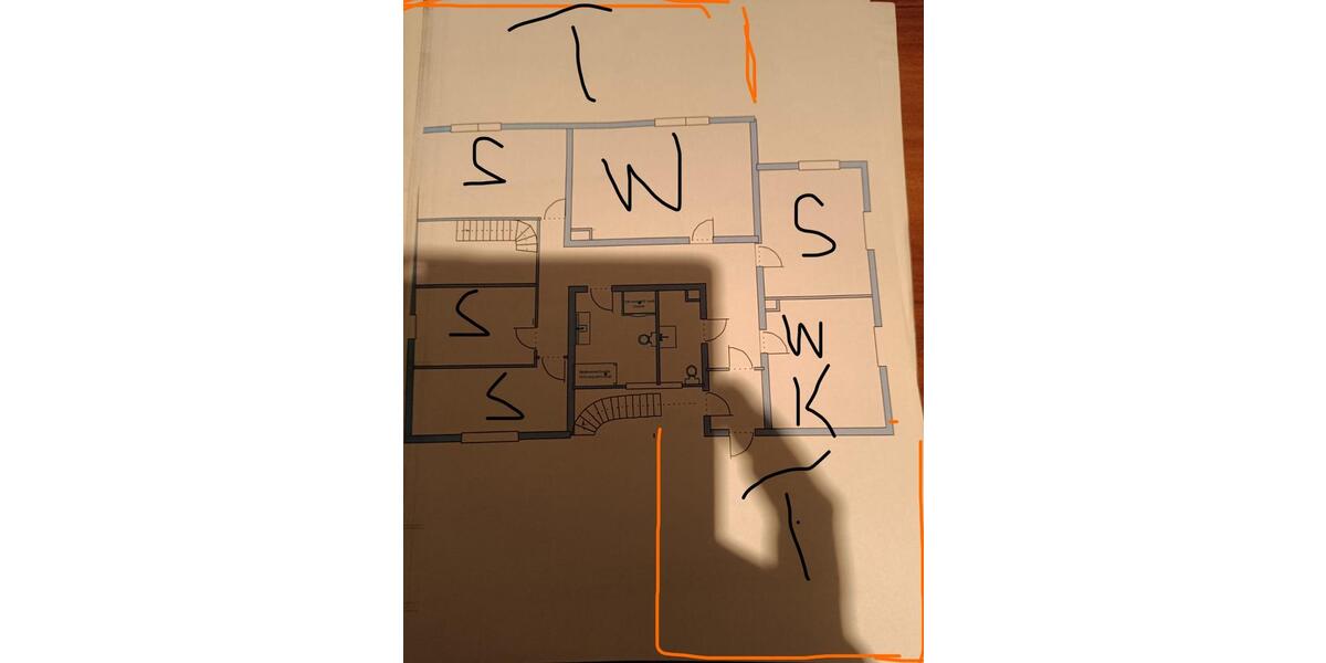 Hochparterre Arnbruck - 5.5 Zimmer, 250 m&sup2;, 1.190&euro; | Angebot:24024657