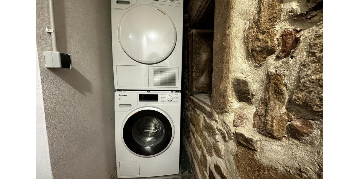 Wohnen auf Zeit Esslingen am Neckar - 4 Zimmer, 90 m&sup2;, 550&euro; | Angebot:23732599
