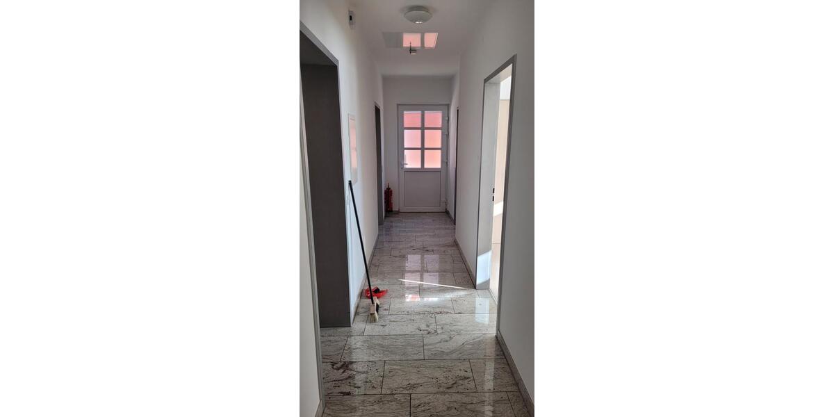 Erdgeschoßwohnung Bad Windsheim - 2 Zimmer, 64 m&sup2;, 600&euro; | Angebot:26632551