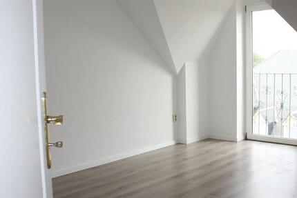 Wohnung Burgstädt - 2 Zimmer, 44 m&sup2;, 255&euro; | Angebot:25790163