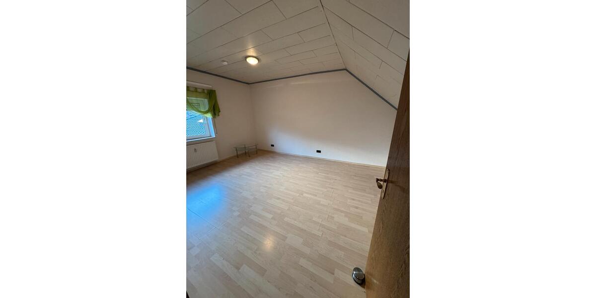 Dachgeschoßwohnung Garrel - 2 Zimmer, 80 m&sup2;, 1.000&euro; | Angebot:26485127