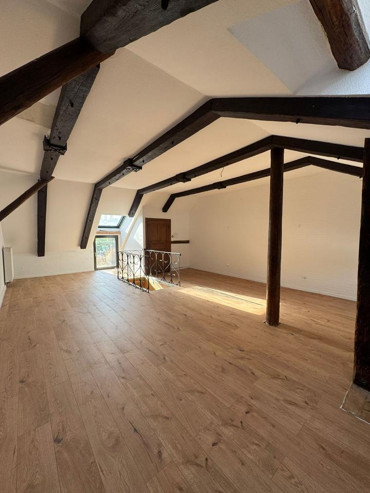 Lichtdurchflutete Maisonettewohnung nähe Hauptbahnhof und Aachen Innenstadt zimmer