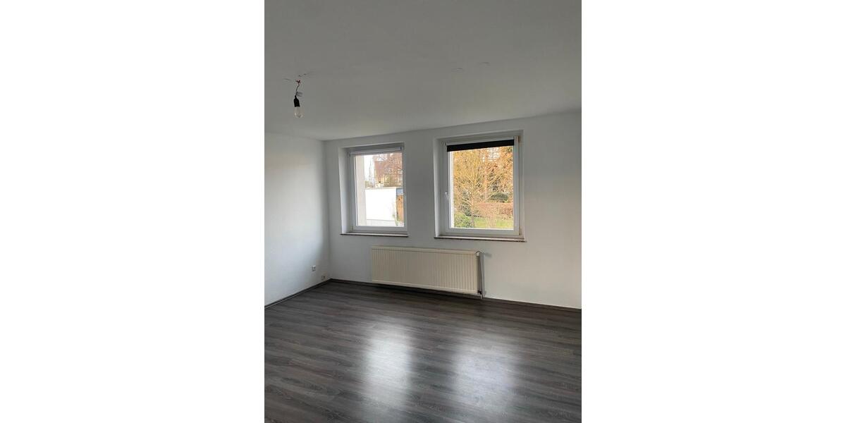 Etagenwohnung Solingen - 1 Zimmer, 44 m&sup2;, 400&euro; | Angebot:26656180