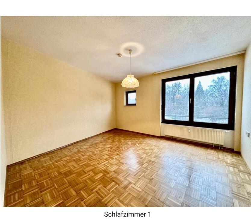 3,5 Zimmer Wohnung Balkon Garage Zentrum Sindelfingen