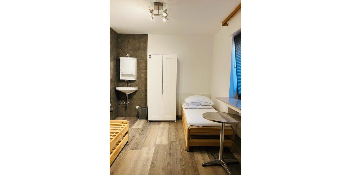 Wohnen auf Zeit Drolshagen - 6 Zimmer, 125 m&sup2;, 17&euro; | Angebot:20254154