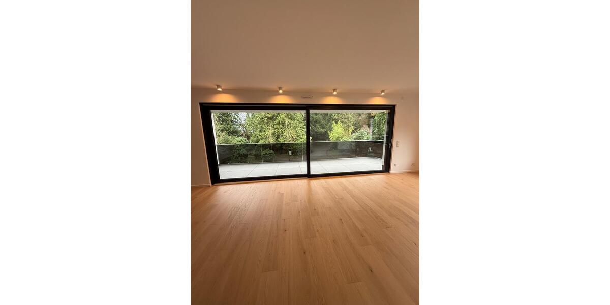 Hochparterre Marburg - 3 Zimmer, 115 m&sup2;, 1.900&euro; | Angebot:25636430