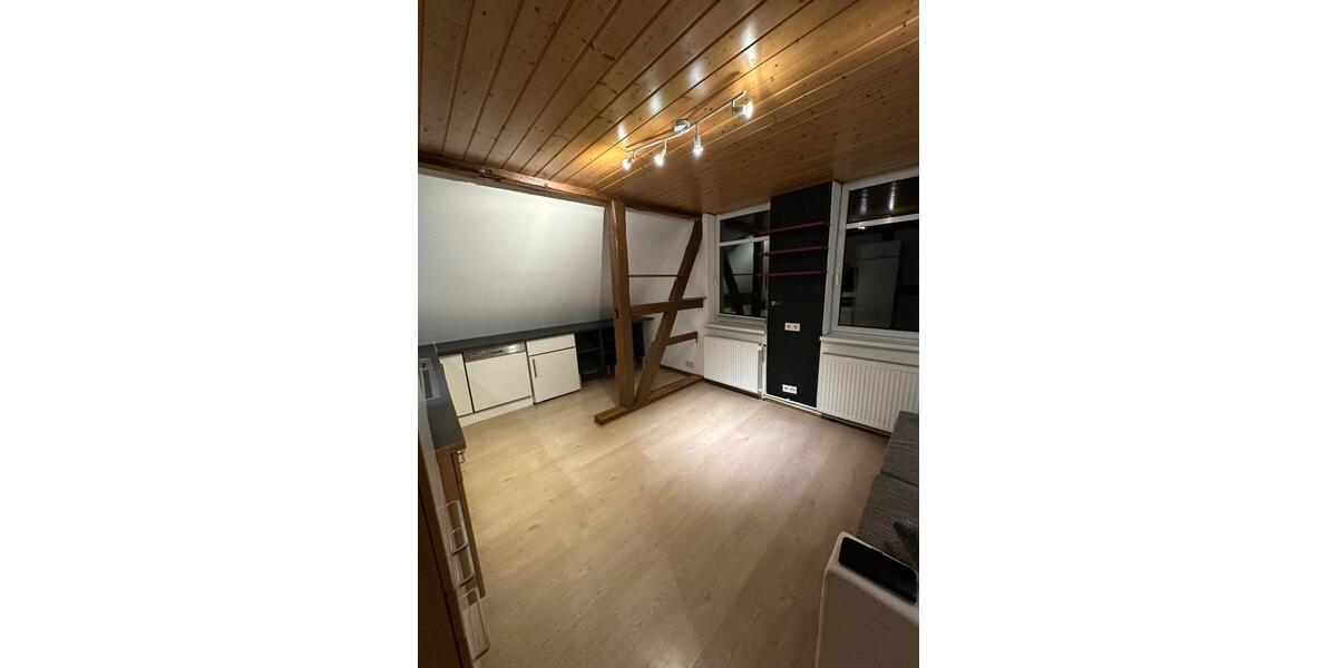Dachgeschoßwohnung Wolfsburg - 3 Zimmer, 60 m&sup2;, 448&euro; | Angebot:26556542