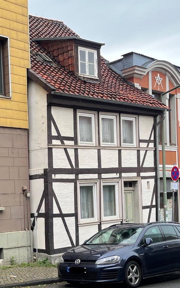 Stadthaus mit Potenzial f. Handwerker Mehrgenerationen WG möglich zimmer