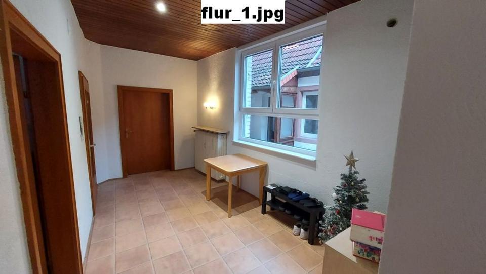 Wohnen auf Zeit Edenkoben - 4 Zimmer, 110 m&sup2;, 330&euro; | Angebot:24785968