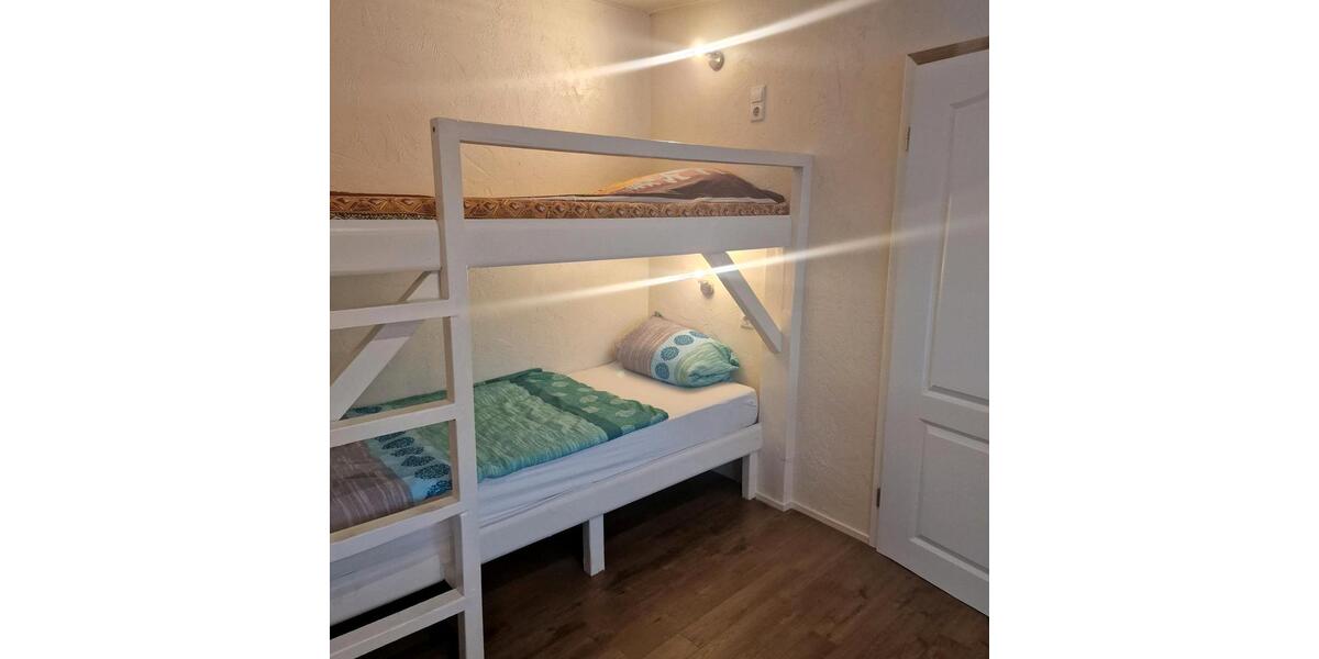 Etagenwohnung Zossen - 2 Zimmer, 30 m&sup2;, 25&euro; | Angebot:25405748