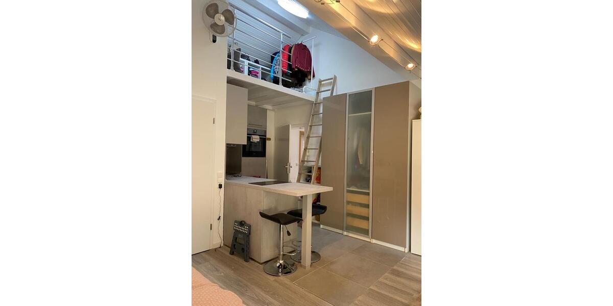 Dachgeschoßwohnung Karlsruhe Südstadt - 1 Zimmer, 27 m&sup2;, 680&euro; | Angebot:26272846