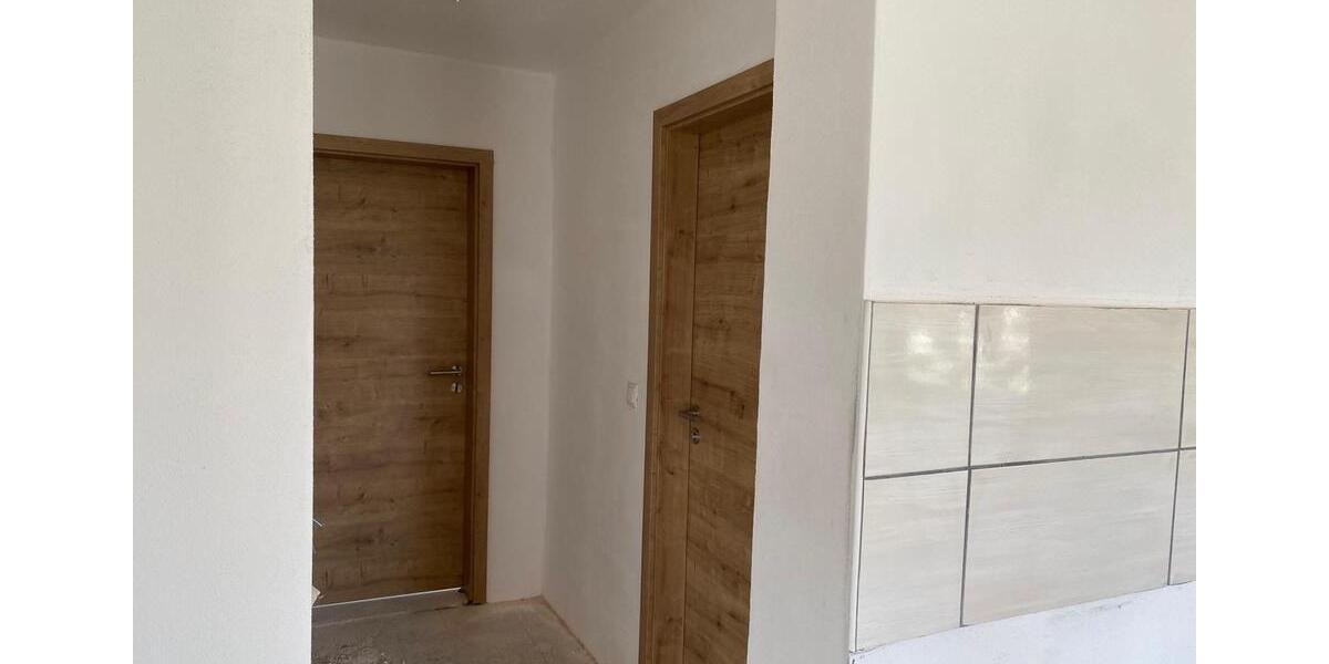 Etagenwohnung Königsmoos - 3 Zimmer, 110 m&sup2;, 1.350&euro; | Angebot:26013015