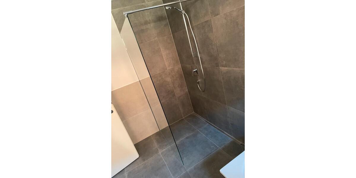 Erdgeschoßwohnung Brackenheim - 3 Zimmer, 110 m&sup2;, 1.300&euro; | Angebot:24638374