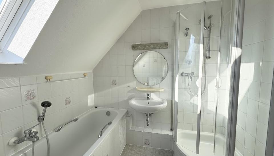 Dachgeschoßwohnung Bad Sachsa - 5 Zimmer, 99 m&sup2;, 650&euro; | Angebot:25375268