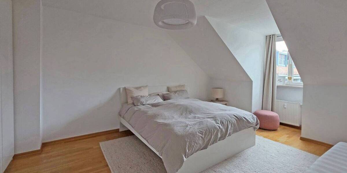 Etagenwohnung Unterhaching - 4 Zimmer, 158 m&sup2;, 2.850&euro; | Angebot:26714360