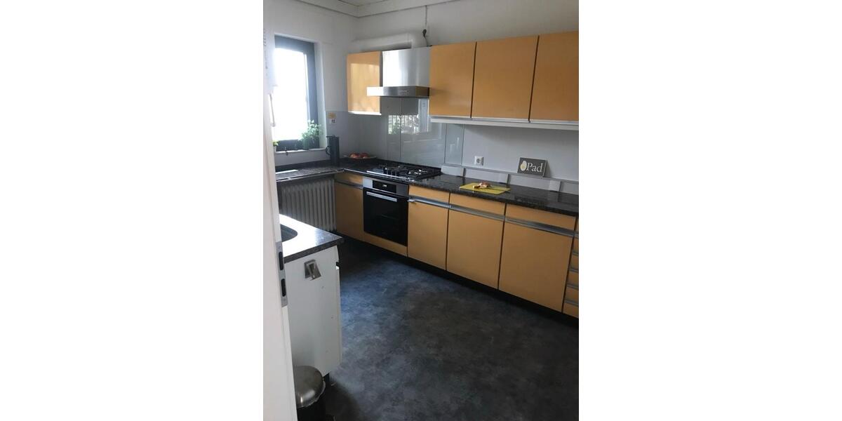 Wohnen auf Zeit Griesheim - 6 Zimmer, 160 m&sup2;, 250&euro; | Angebot:25772150