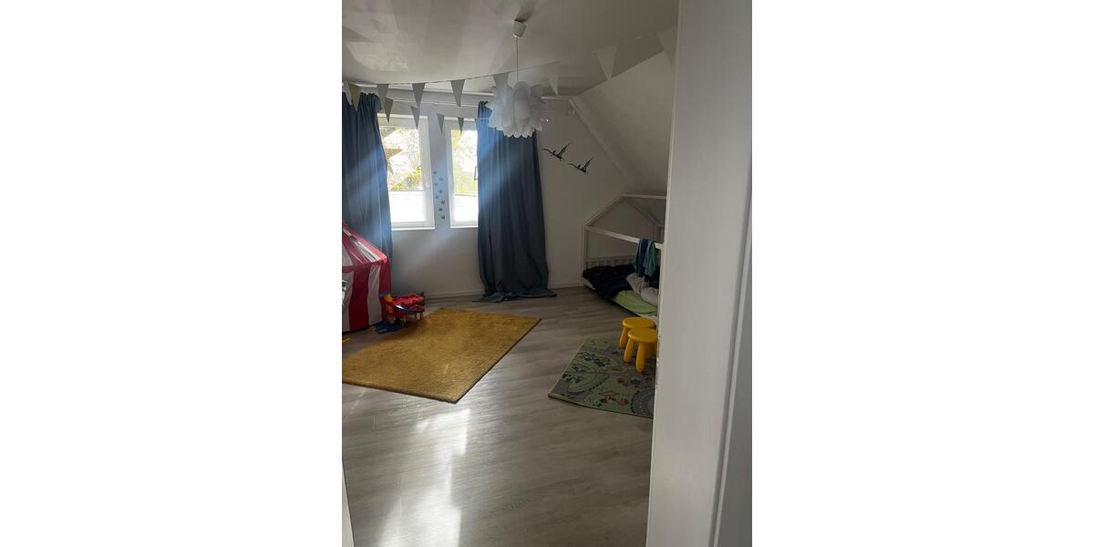 Mehrfamilienhaus, Wohnhaus Lehre - 5 Zimmer, 180 m&sup2;, 1.890&euro; | Angebot:26609584