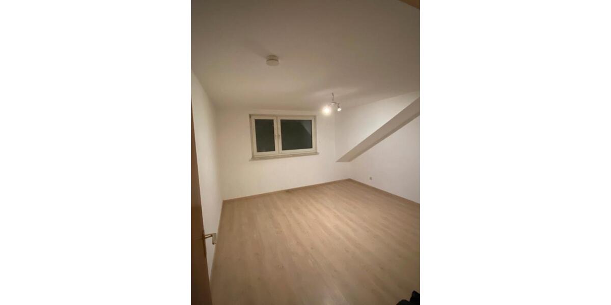 Etagenwohnung Duisburg Hamborn - 2 Zimmer, 60 m&sup2;, 330&euro; | Angebot:24806606