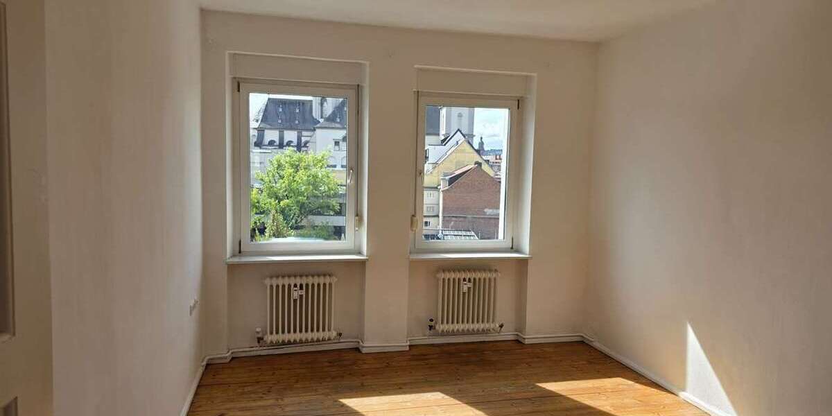 Etagenwohnung Würzburg - 2 Zimmer, 74 m&sup2;, 900&euro; | Angebot:27450904