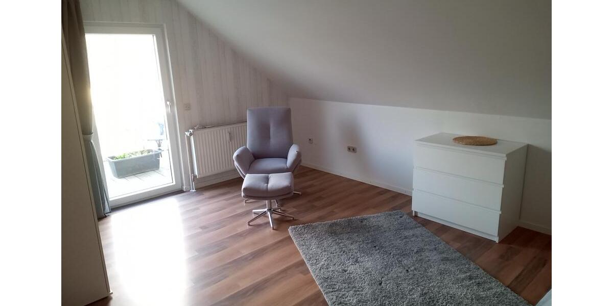 Dachgeschoßwohnung Giesen - 1 Zimmer, 40 m&sup2;, 510&euro; | Angebot:26578130