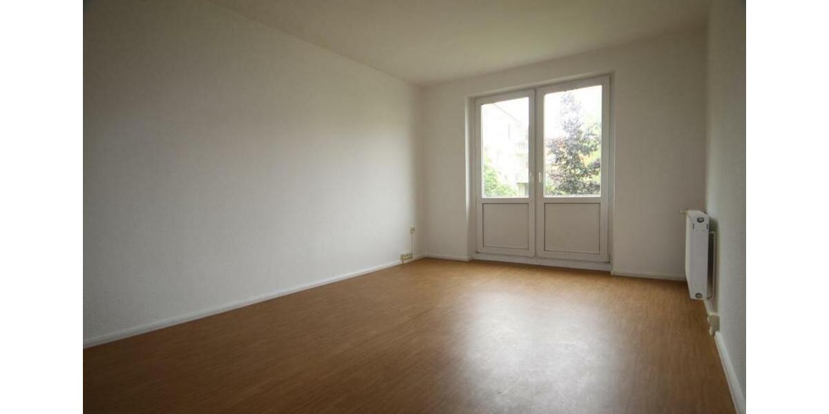 Etagenwohnung Neubrandenburg - 3 Zimmer, 53 m&sup2;, 349&euro; | Angebot:25791132