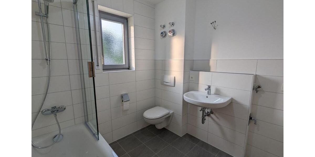 Etagenwohnung Meiningen - 2 Zimmer, 61 m&sup2;, 450&euro; | Angebot:26652548