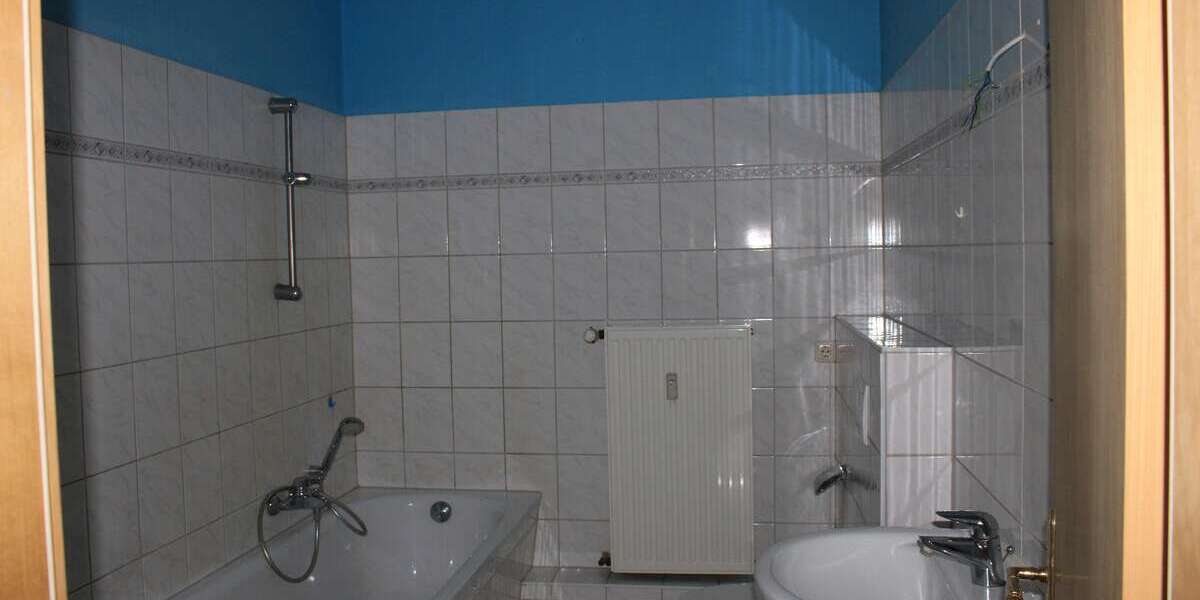 großzügige 2 Zimmer-Wohnung mit Einbauküche *in bester Lage* !!! 2 zimmer