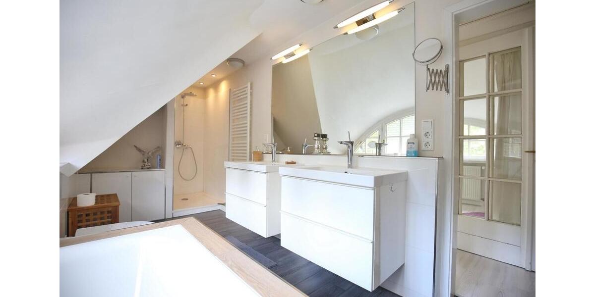 Einfamilienhaus Tangstedt - 3 Zimmer, 120 m&sup2;, 2.290&euro; | Angebot:23864086