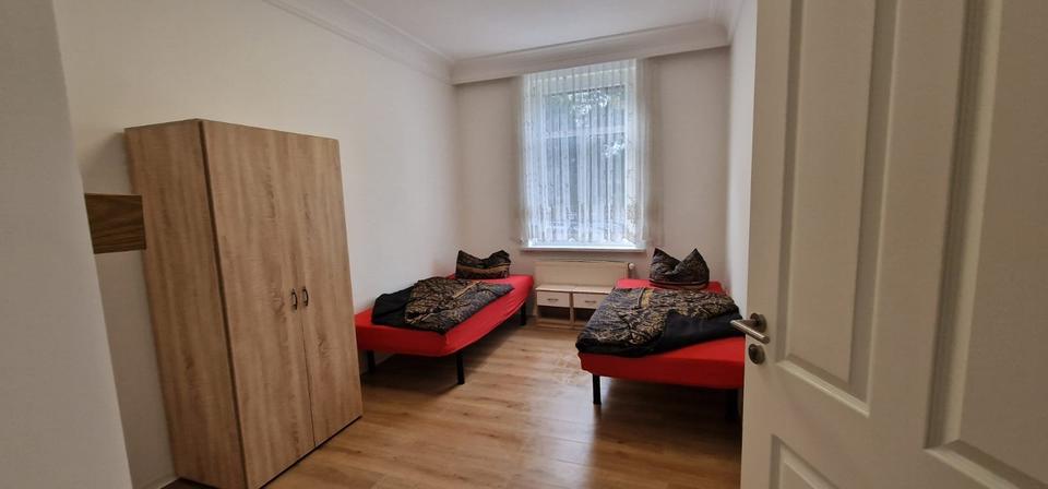 Wohnen auf Zeit Markranstädt - 5 Zimmer, 125 m&sup2;, 12&euro; | Angebot:25966414