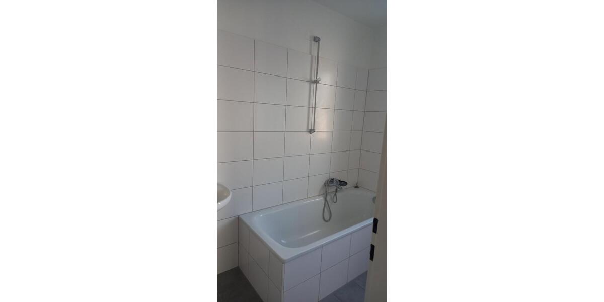 Wohnen auf Zeit Würzburg Sanderau - 16 Zimmer, 85 m&sup2;, 550&euro; | Angebot:26475369